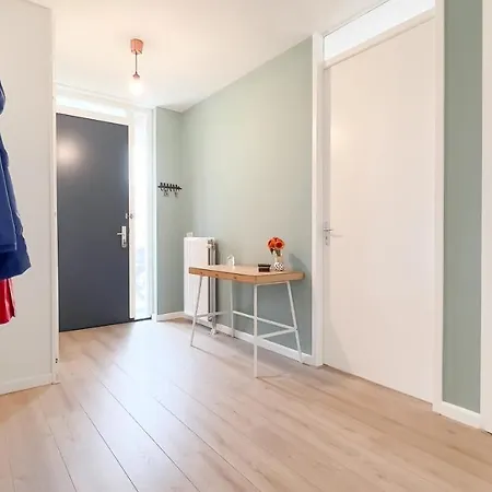 Beautiful & Bright In Apartment Amsterdam